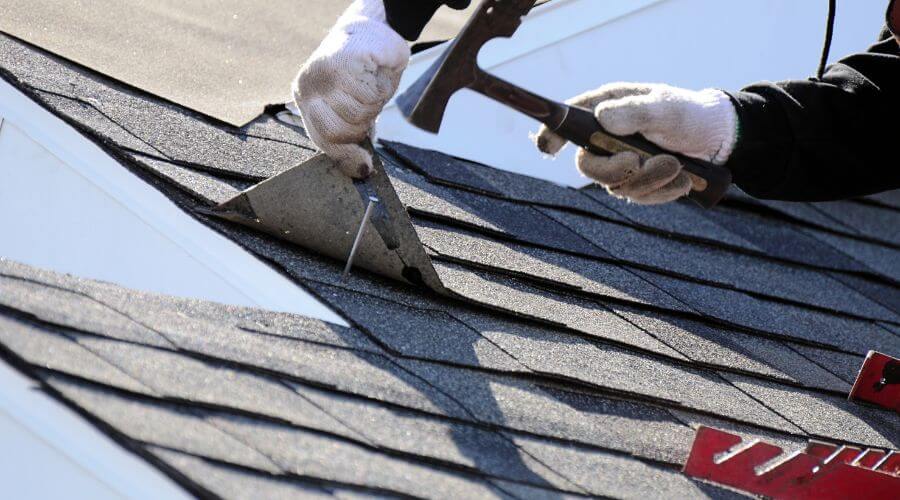 Professional gutter cleaning in Maiden Rock, WI